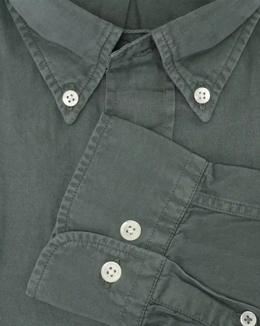 CAMISA VERDE CON BOLSILLO HARTFORD