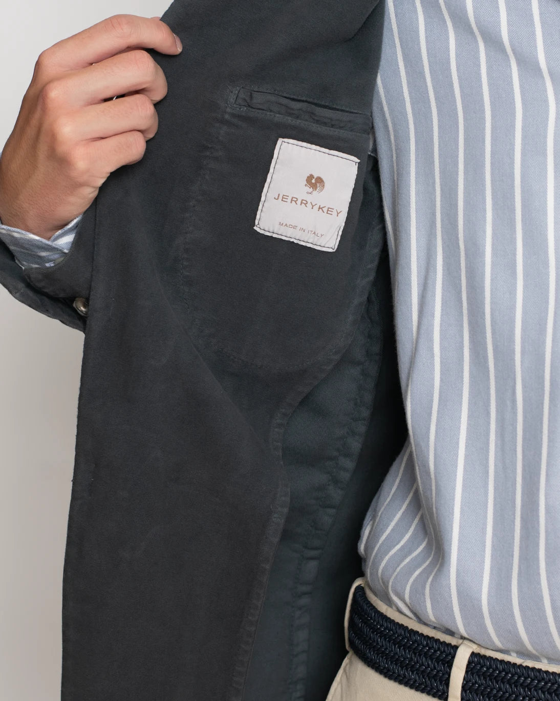 BLAZER GRIS OSCURA JERRY KEY