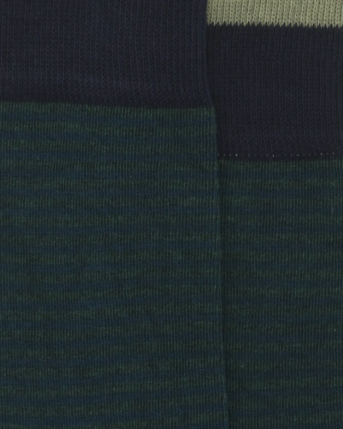 CALCETINES DE RAYAS VERDES INTHEBOX