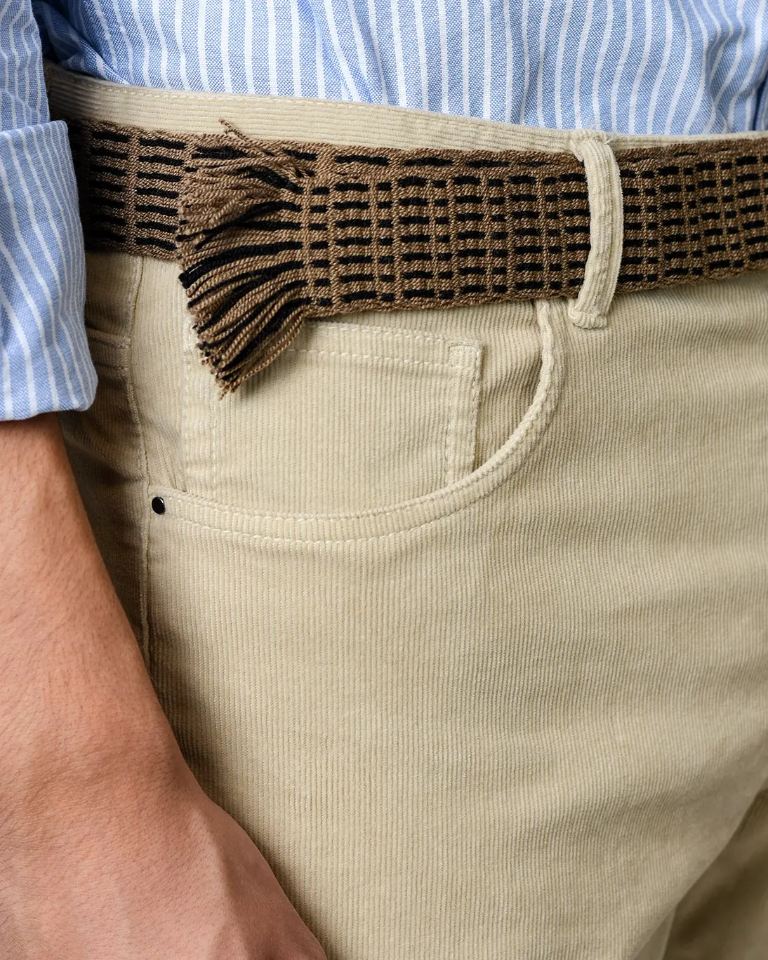 PANTALÓN 5 BOLSILLOS DE PANA BEIGE AT.P.CO