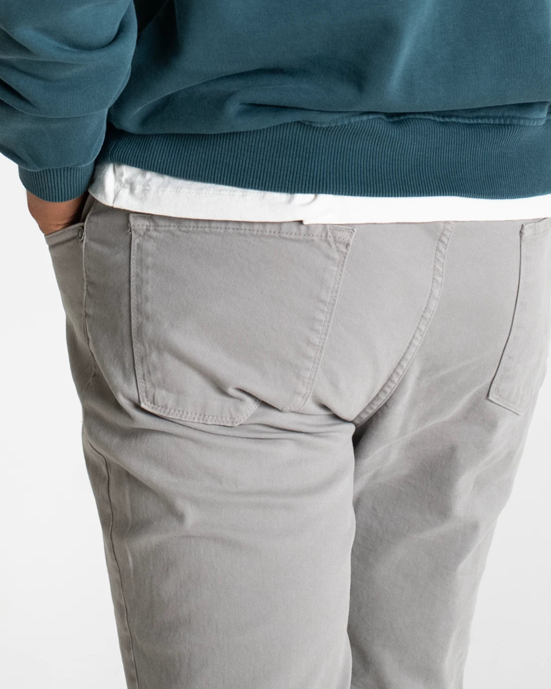 PANTALÓN GRIS DE 5 BOLSILLOS TWAY