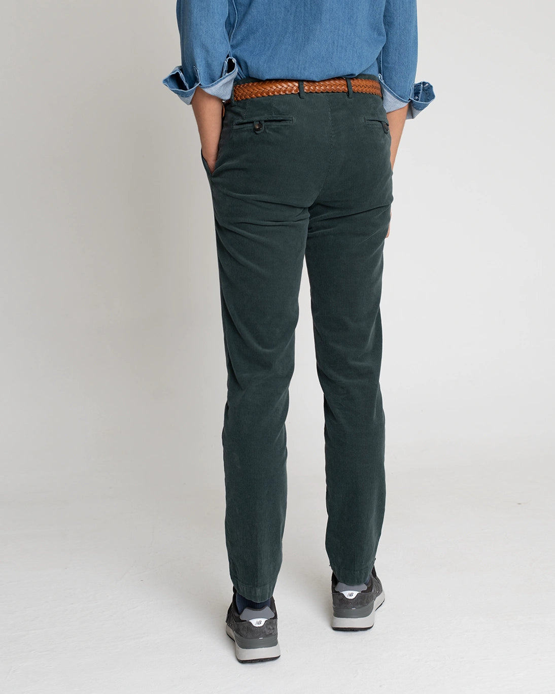 PANTALÓN CHINO DE PANA AZUL PETRÓLEO TWAY