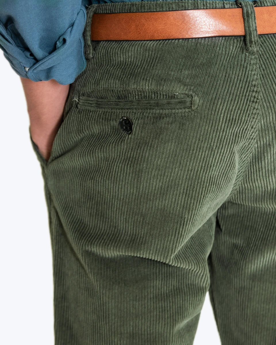 PANTALÓN CHINO DE PANA VERDE BOMBOOGIE