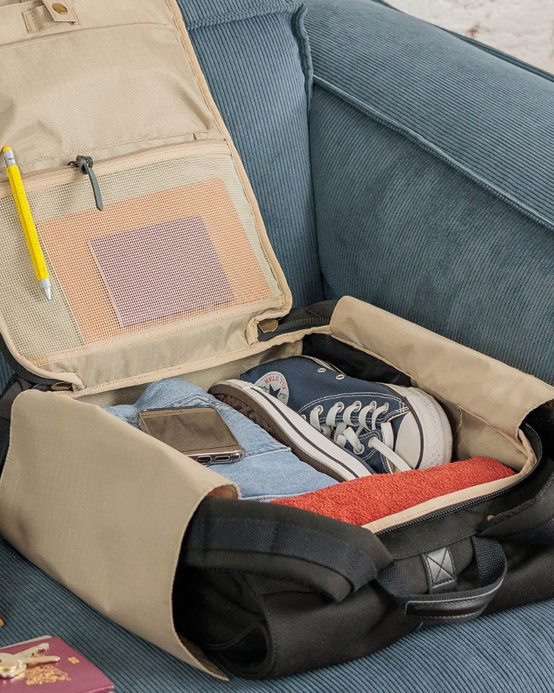 MOCHILA MARRÓN PROPERTY OF