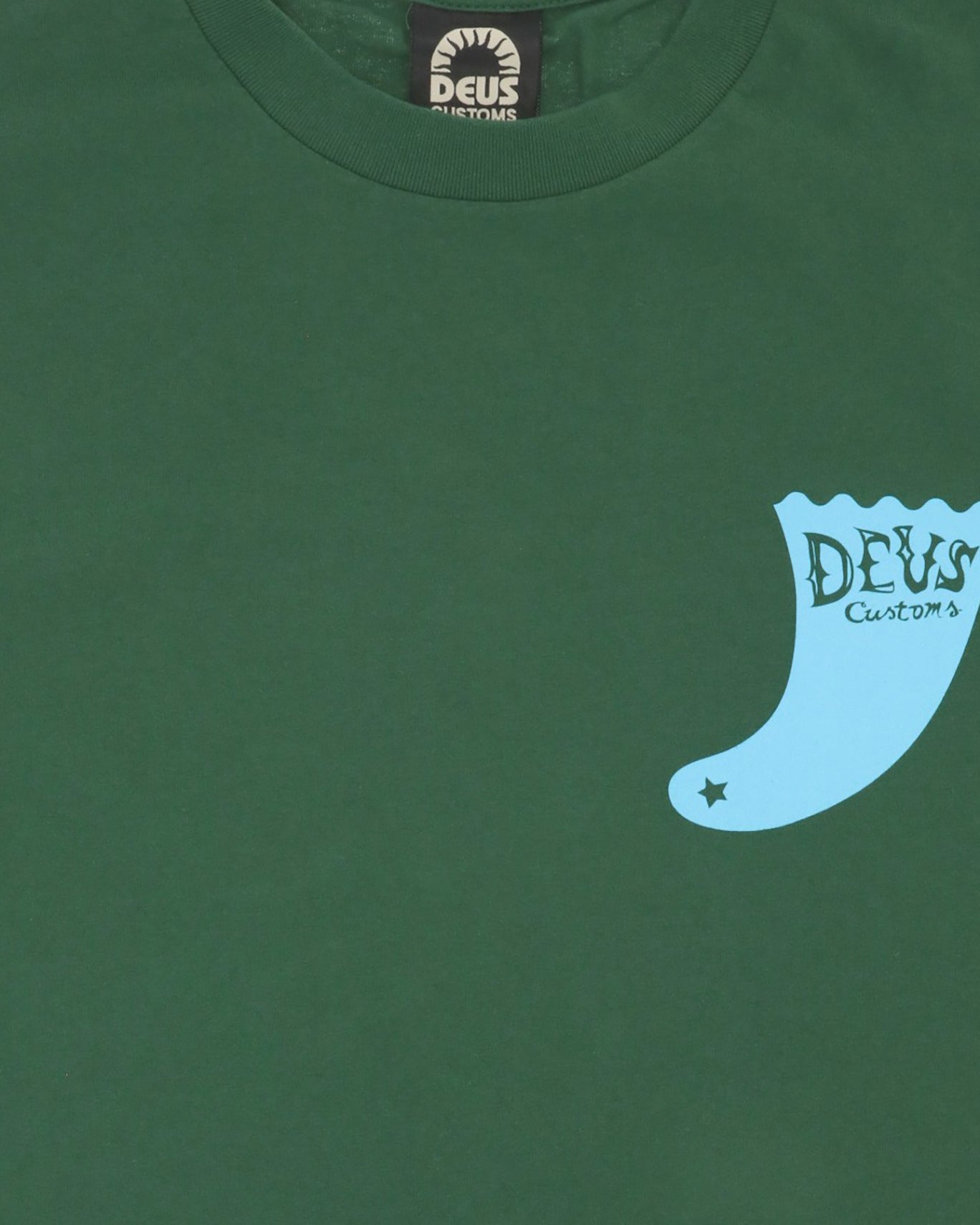 T-SHIRT DEUS