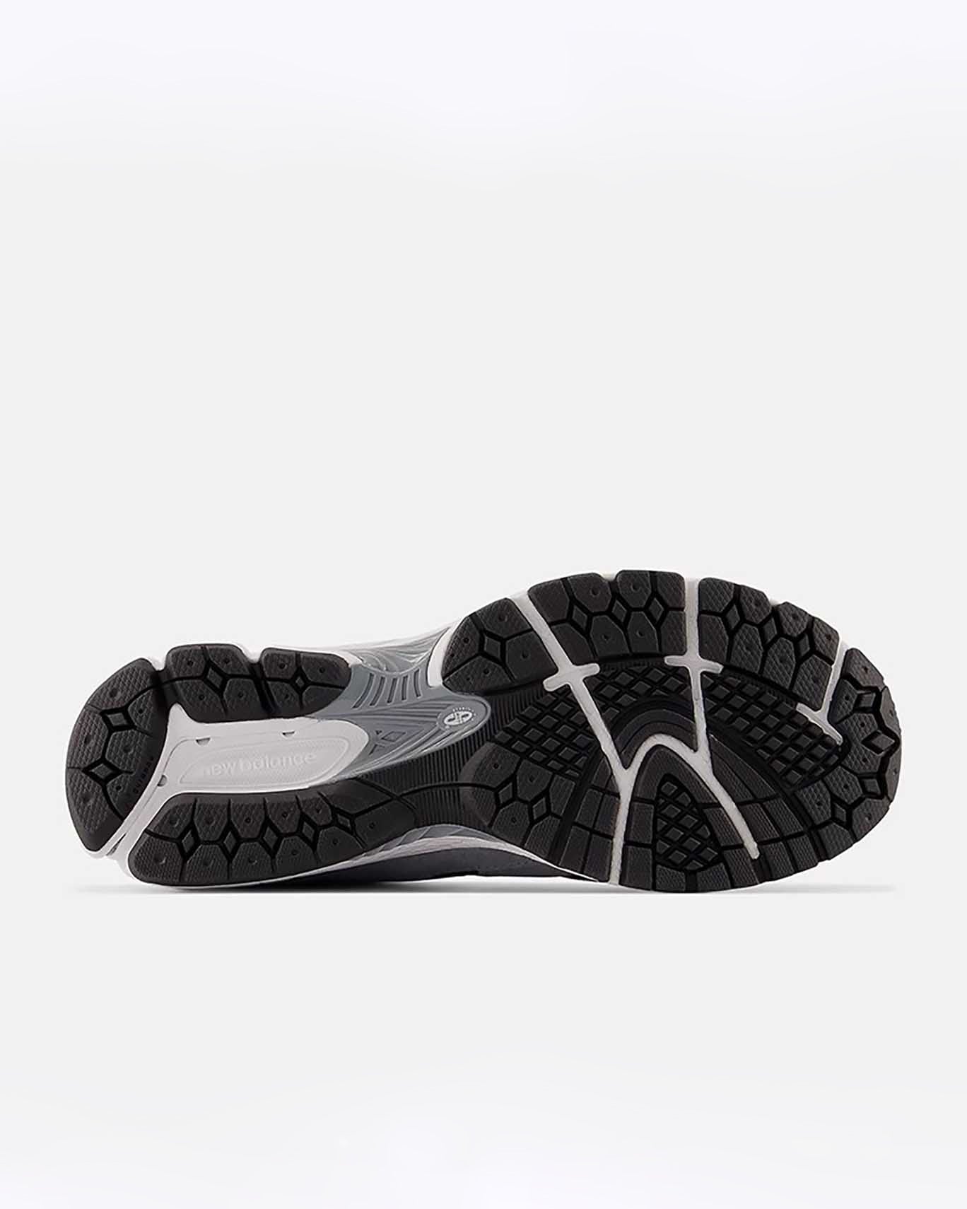 ZAPATILLAS 2002R GRISES NEW BALANCE