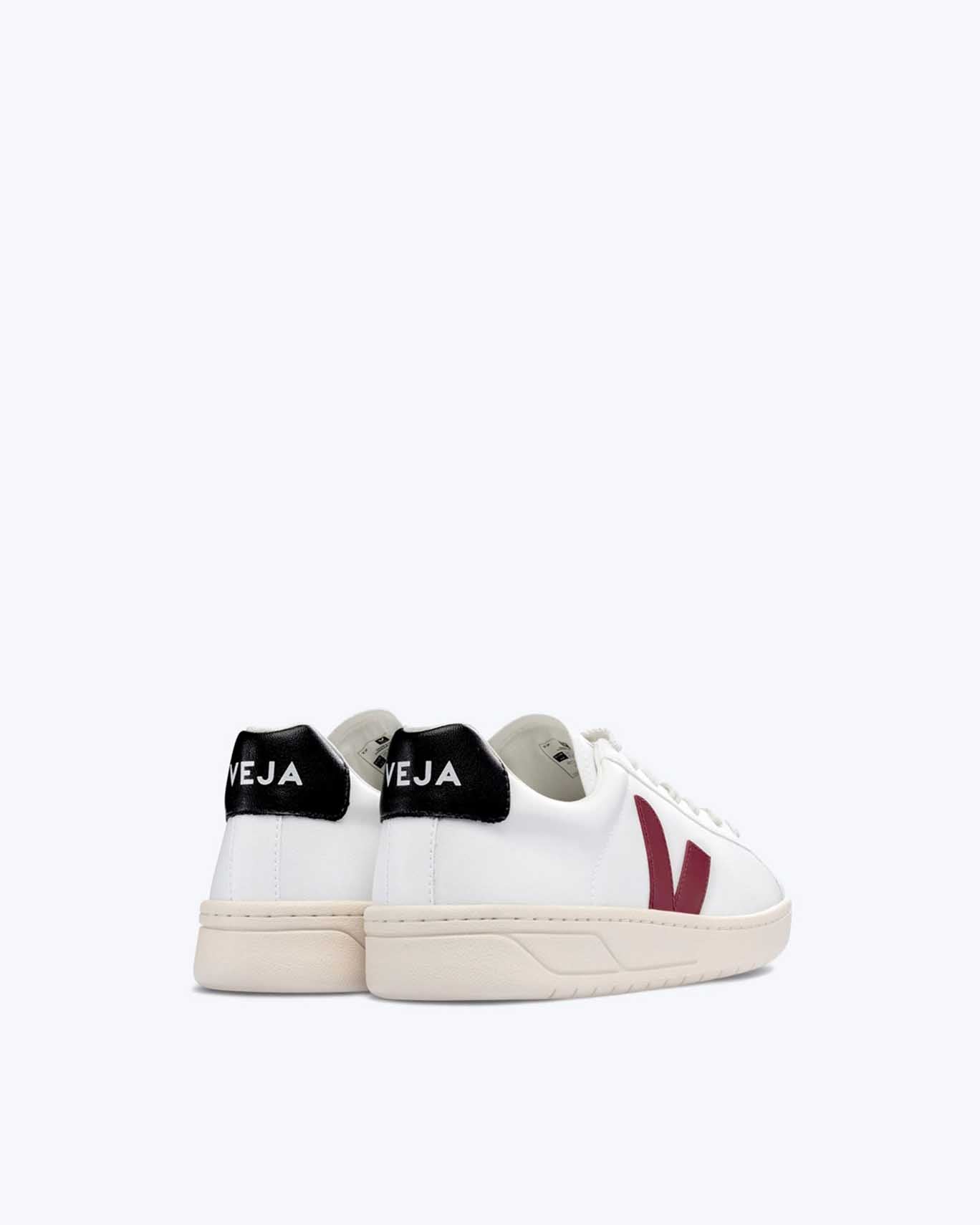 VEJA URCA SNEAKERS
