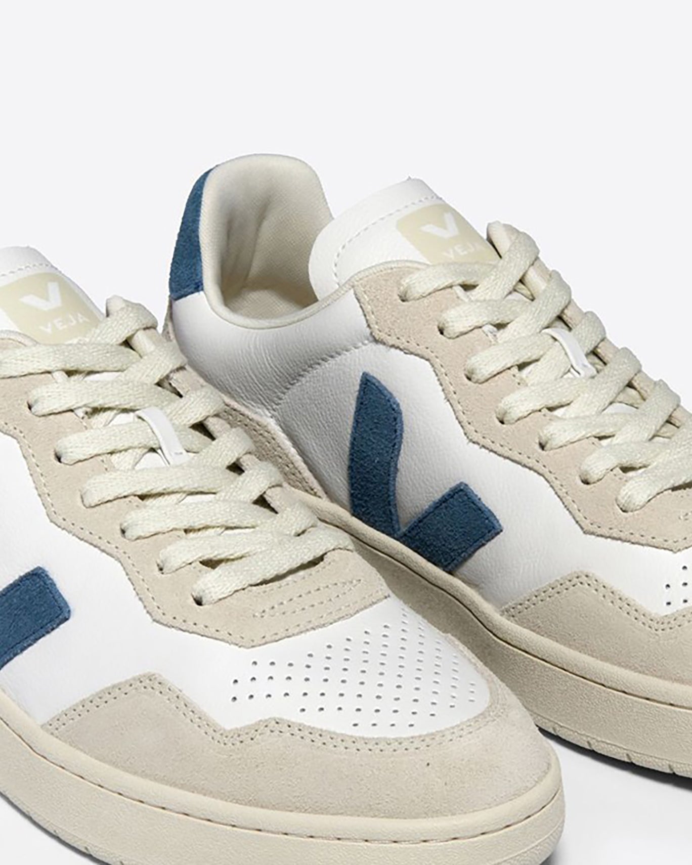 V-90 OT LEATHER EXTRA VEJA SNEAKERS