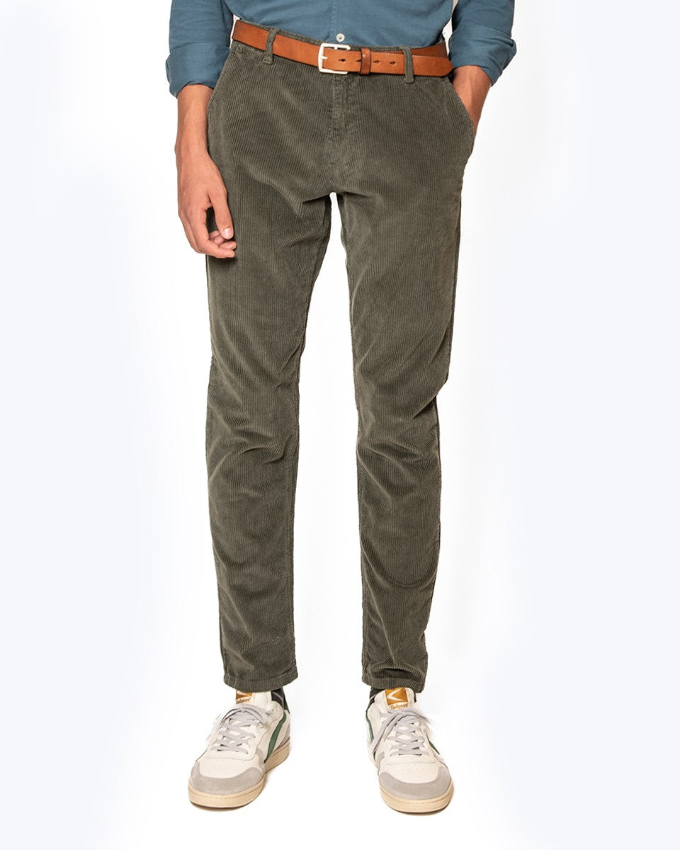 PANTALÓN CHINO PANA BOMBOOGIE 322/PANA VERDE OLIVA / 36