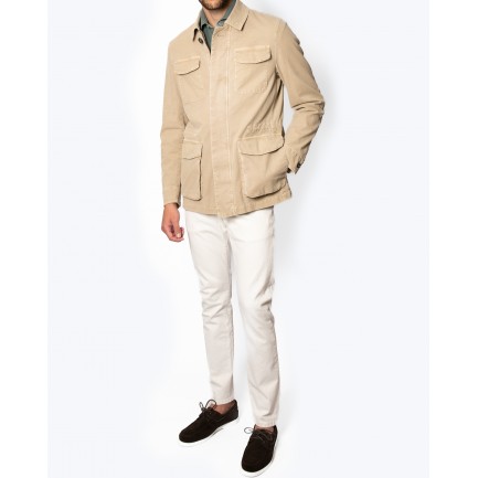 La chaqueta Sahariana un clásico que no puede faltar en el armario de un  hombre  Información de tiendas online
