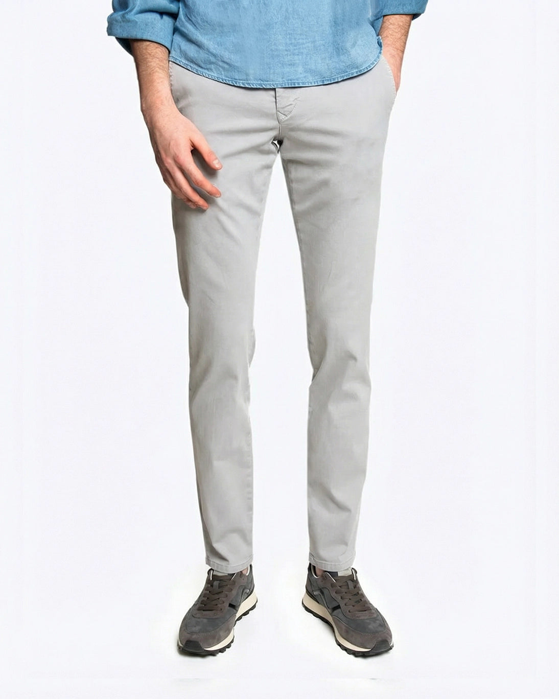 PANTALÓN CHINO GRIS CLARO DRIVER PANTS MAC JEANS