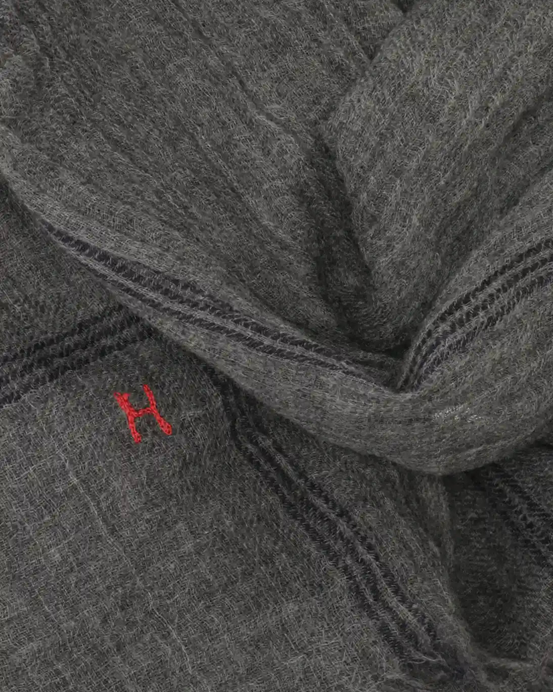 BUFANDA DE LANA CUADROS GRISES HARTFORD