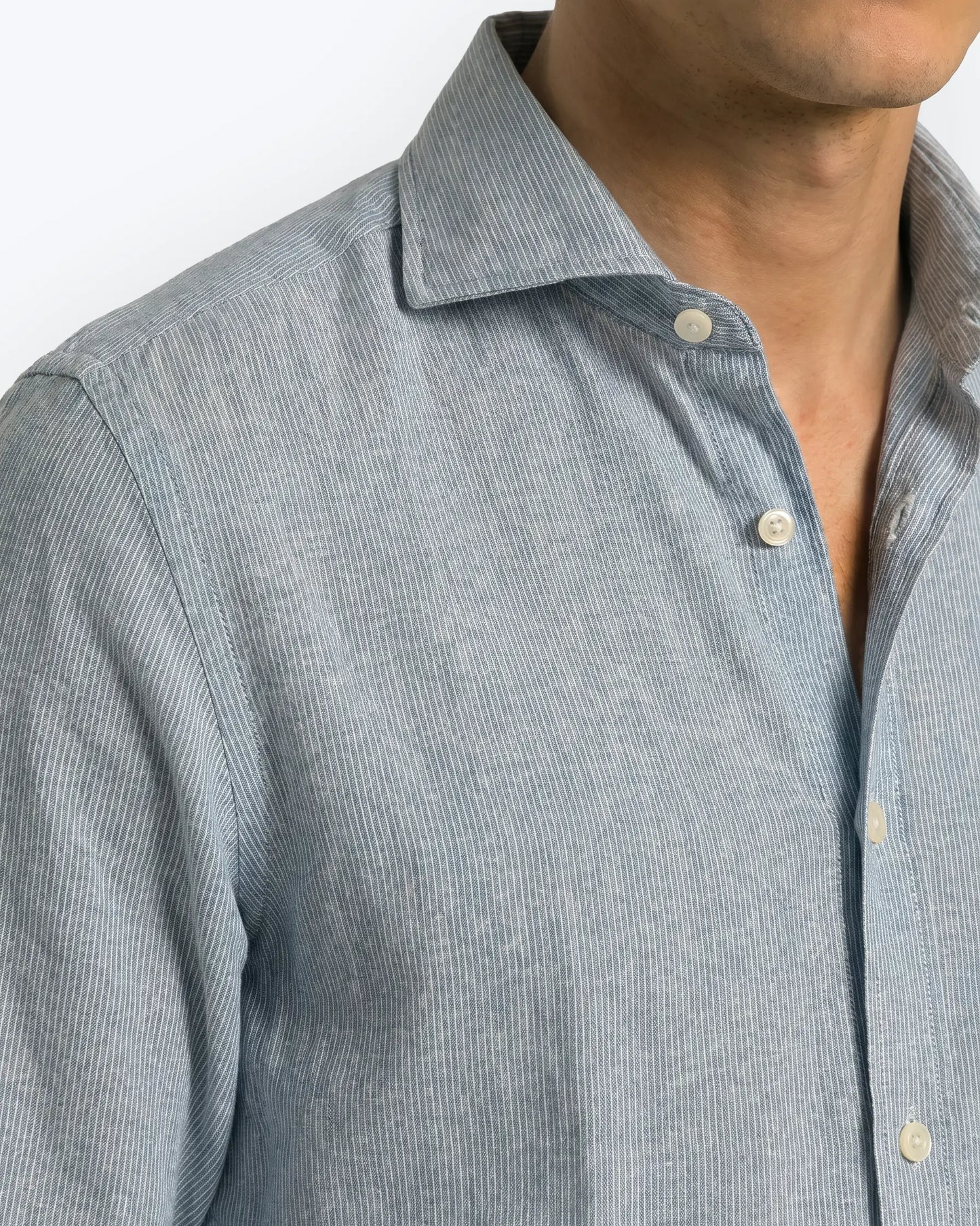 CAMISA AZUL LINO CON RAYA BLANCA TWAY