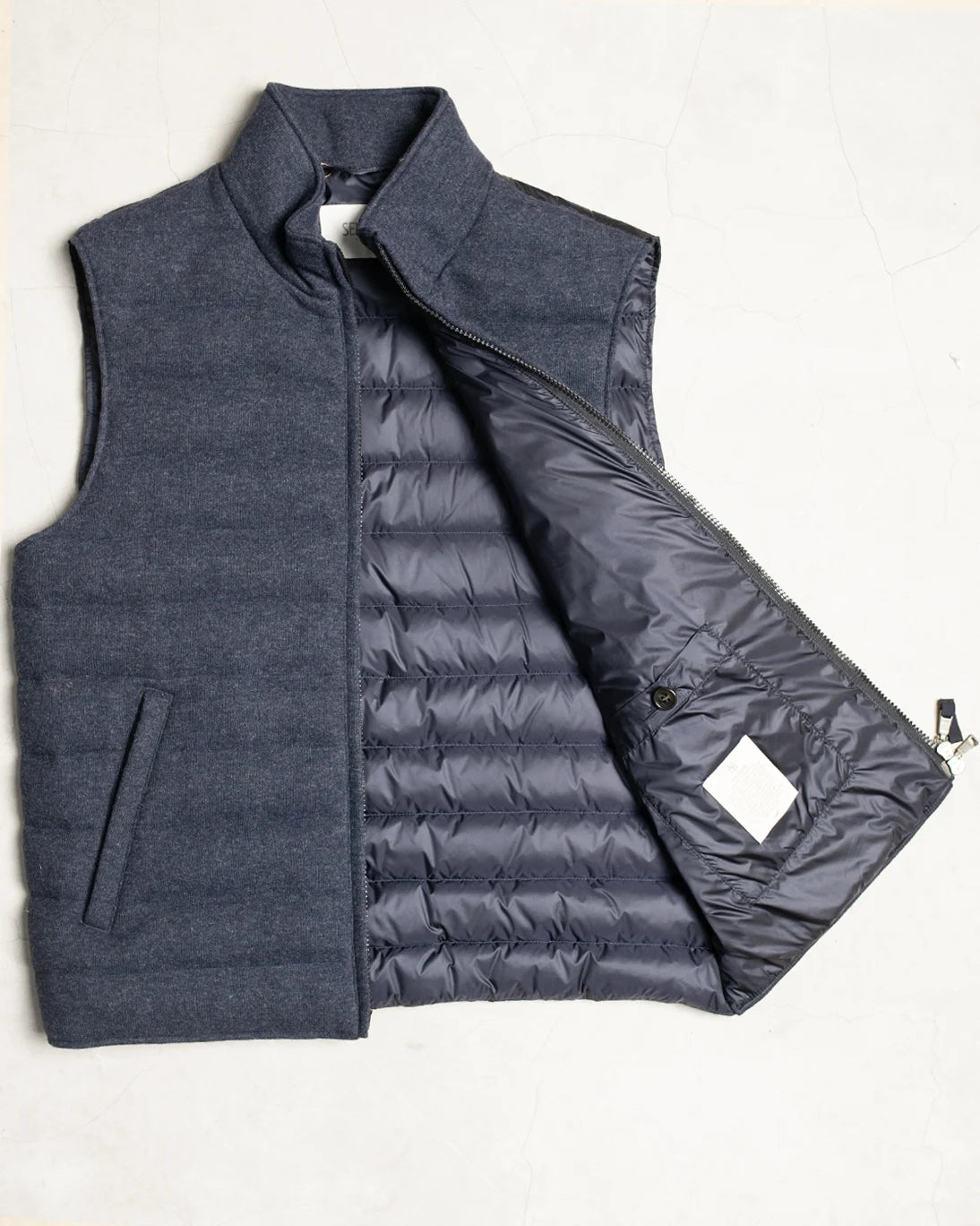 CHALECO SEVENTY DE LANA AZUL MARINO Y GRIS