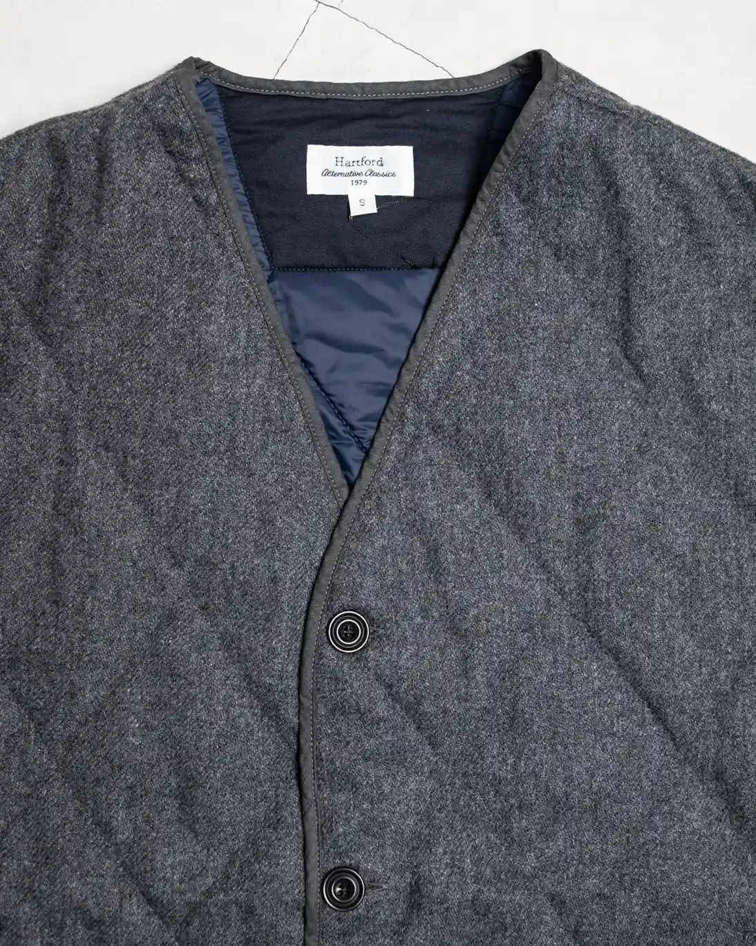 CHALECO ACOLCHADO GRIS HARTFORD