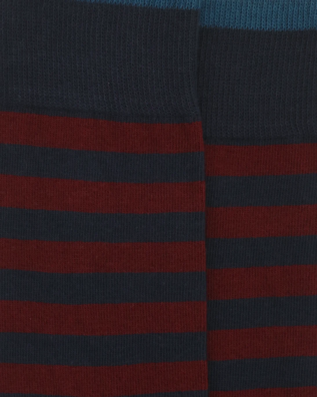 CALCETINES DE RAYAS AZUL Y BURDEOS INTHEBOX