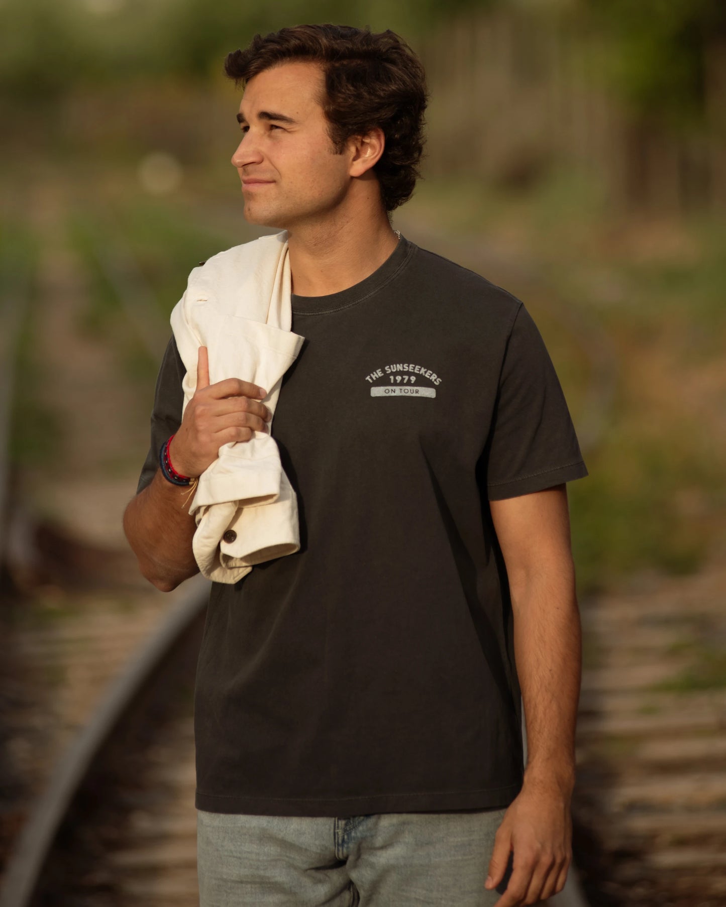 CAMISETA SUNSEEKERS GRIS OSCURO HARTFORD