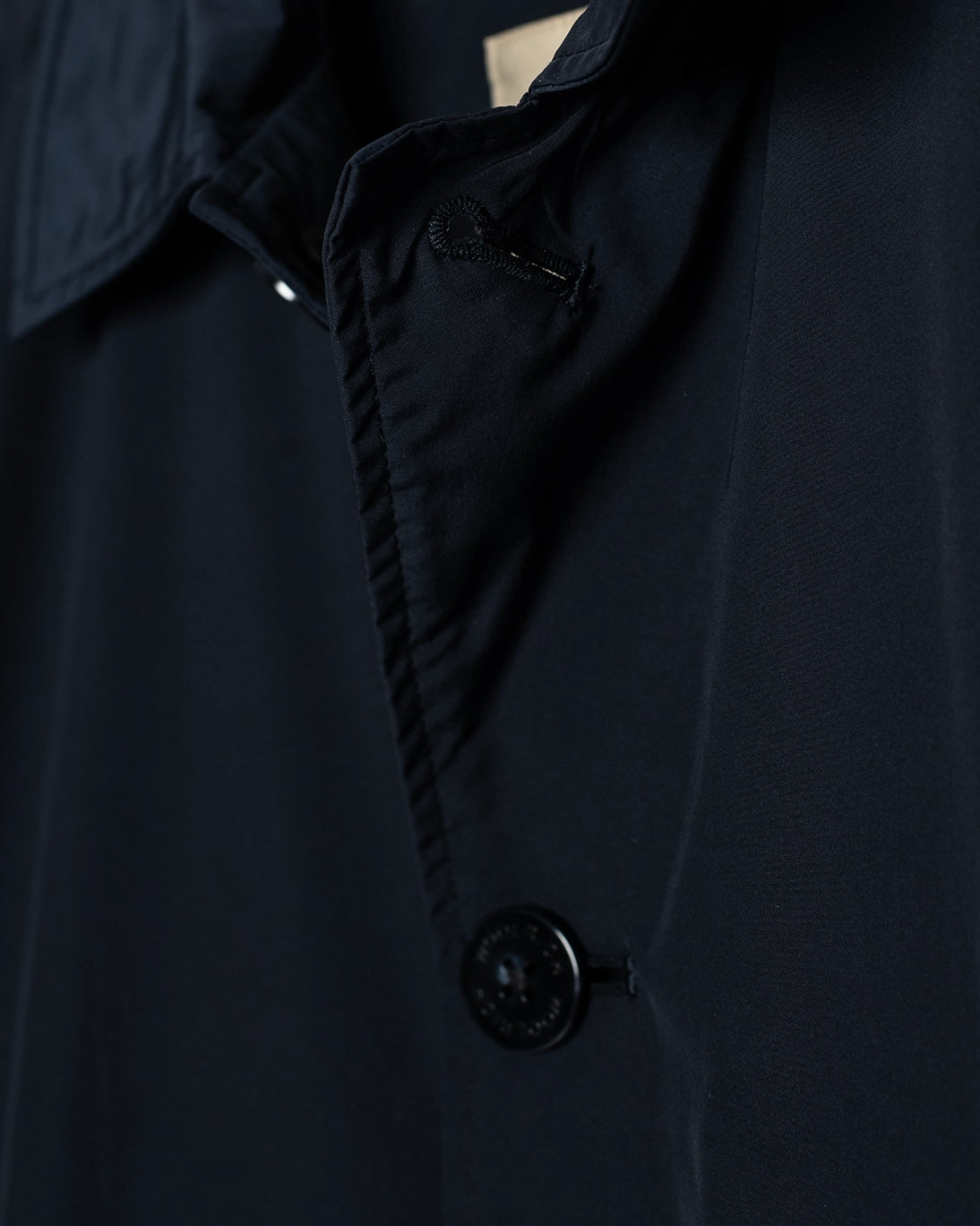 GABARDINA LIGERA NAVY WOOLRICH