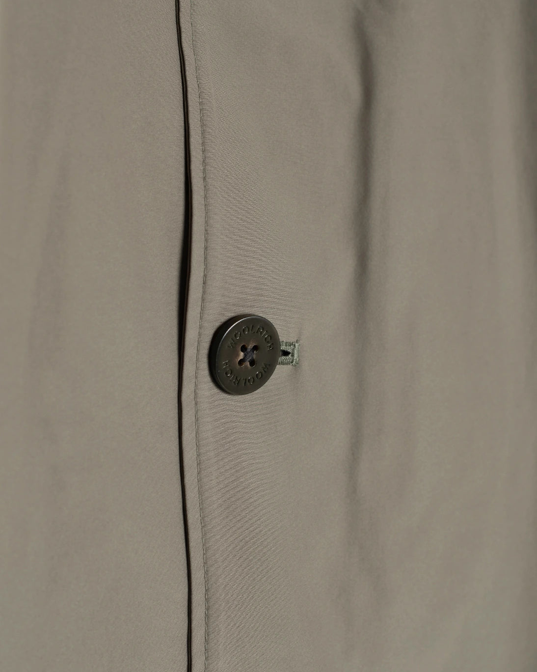 GABARDINA LIGERA VERDE WOOLRICH