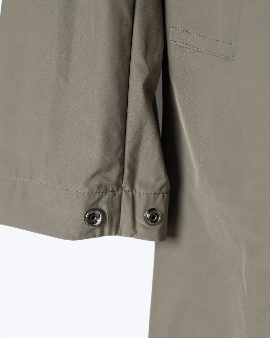 GABARDINA LIGERA VERDE WOOLRICH