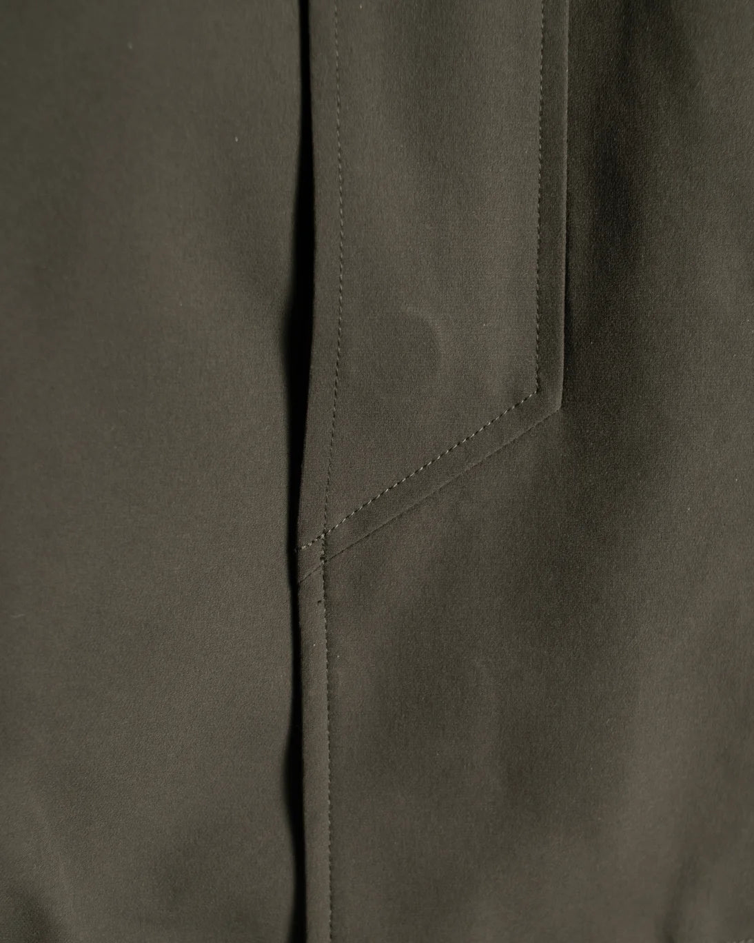 GABARDINA CON PETO DUCAN BRIXTOL