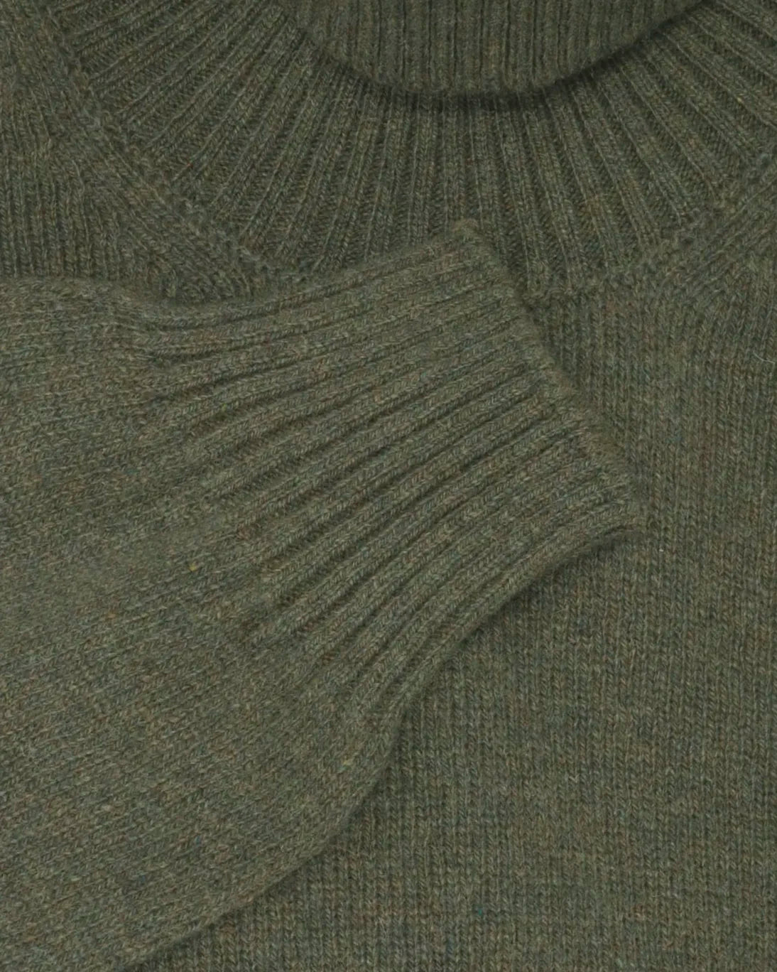 JERSEY DE CUELLO ALTO CASHMERE VERDE BREUER