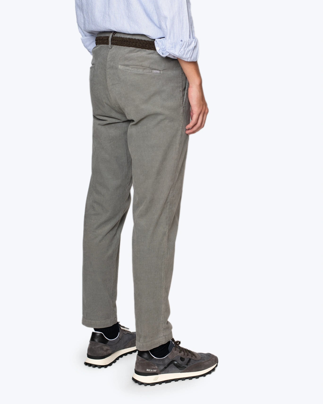 PANTALÓN CHINO DE PANA CON PINZA AT.P.CO