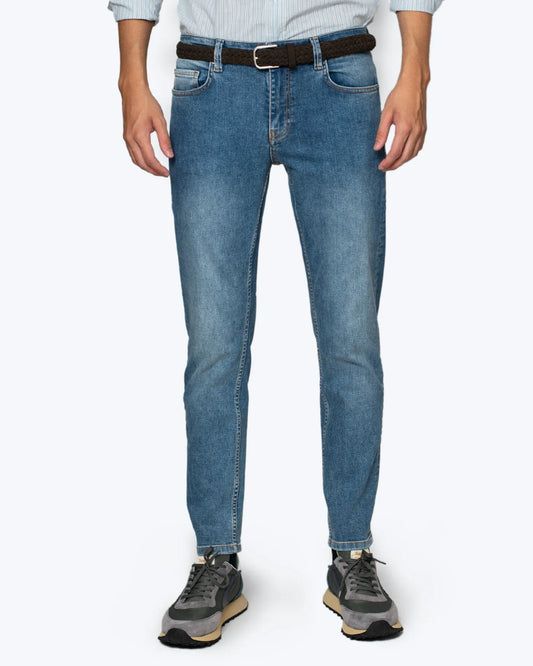 PANTALÓN VAQUERO AZUL DE 5 BOLSILLOS AT.P.CO