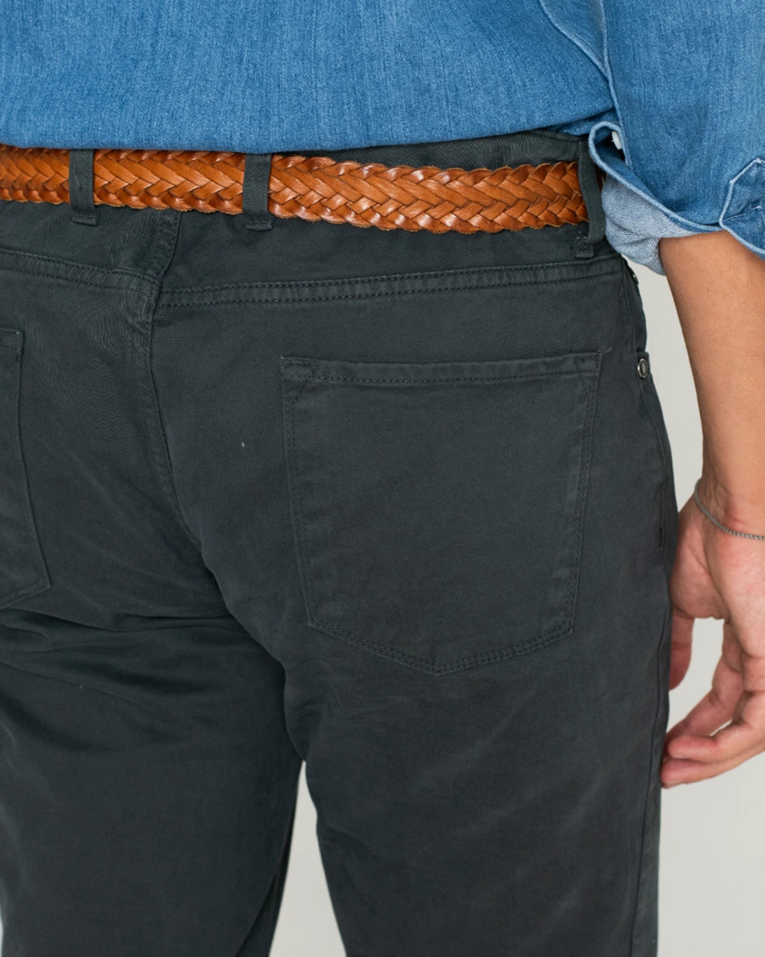 PANTALÓN VERDE OSCURO DE 5 BOLSILLOS TWAY