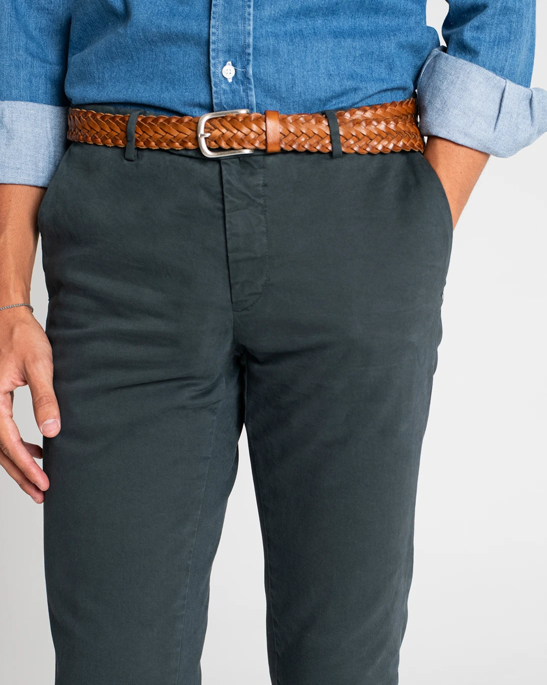 PANTALÓN CHINO AZUL PETRÓLEO TWAY