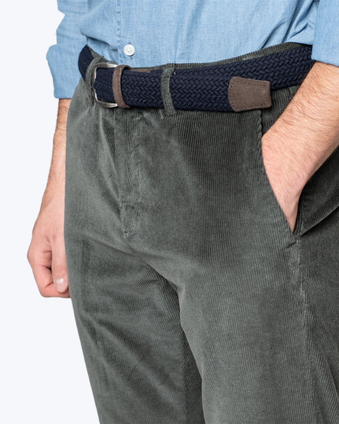 PANTALÓN CHINO DE PANA VERDE GRISÁCEO SEVENTY