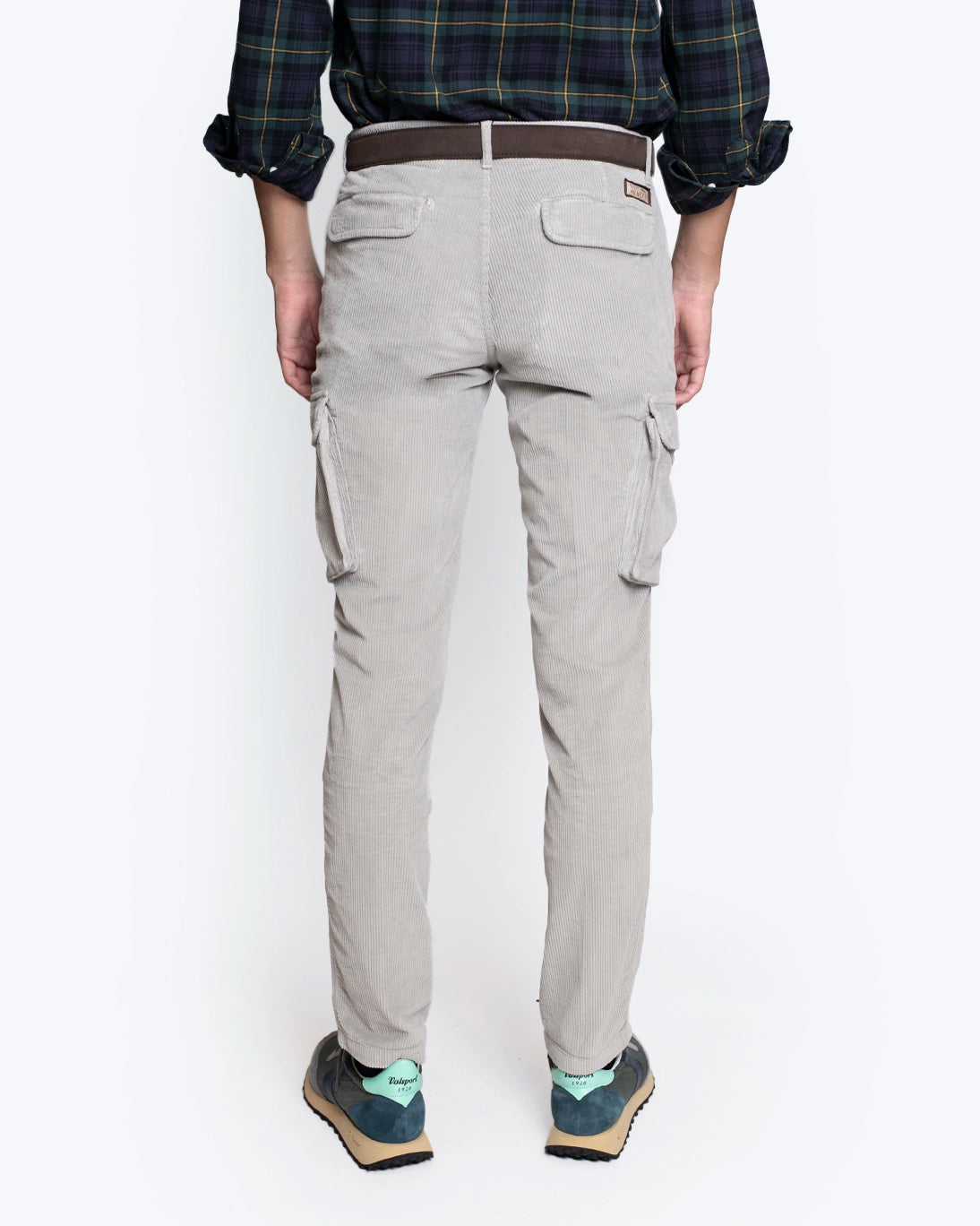 PANTALÓN CHINO CARGO DE PANA GRIS 40WEFT