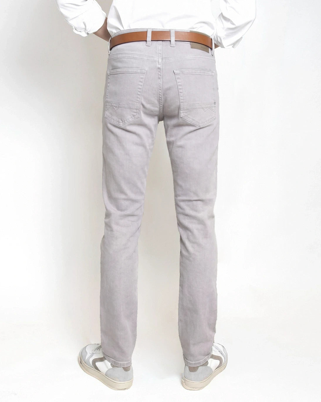 PANTALÓN 5 BOLSILLOS GRIS CLARO ARNE PIPE MAC JEANS