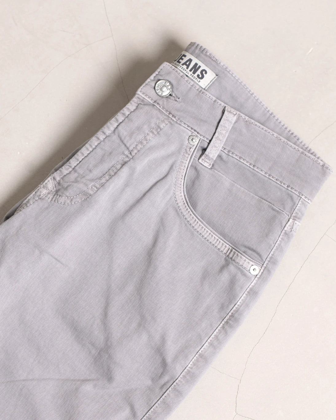 PANTALÓN 5 BOLSILLOS GRIS CLARO ARNE PIPE MAC JEANS