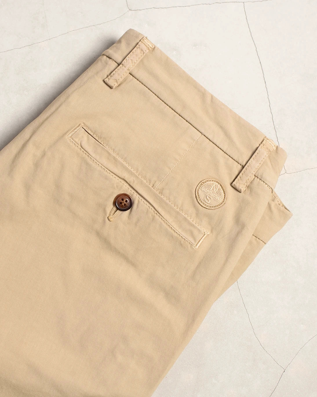 PANTALÓN CHINO DEFENDER BEIGE SLIM NORTH SAILS