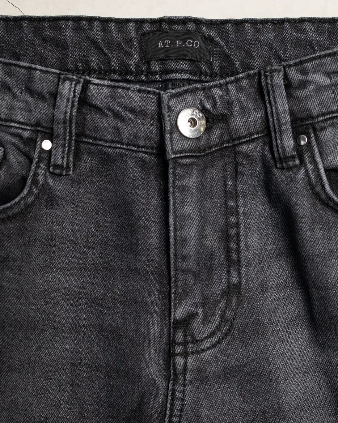 PANTALÓN VAQUERO 5 BOLSILLOS GRIS AT.P.CO