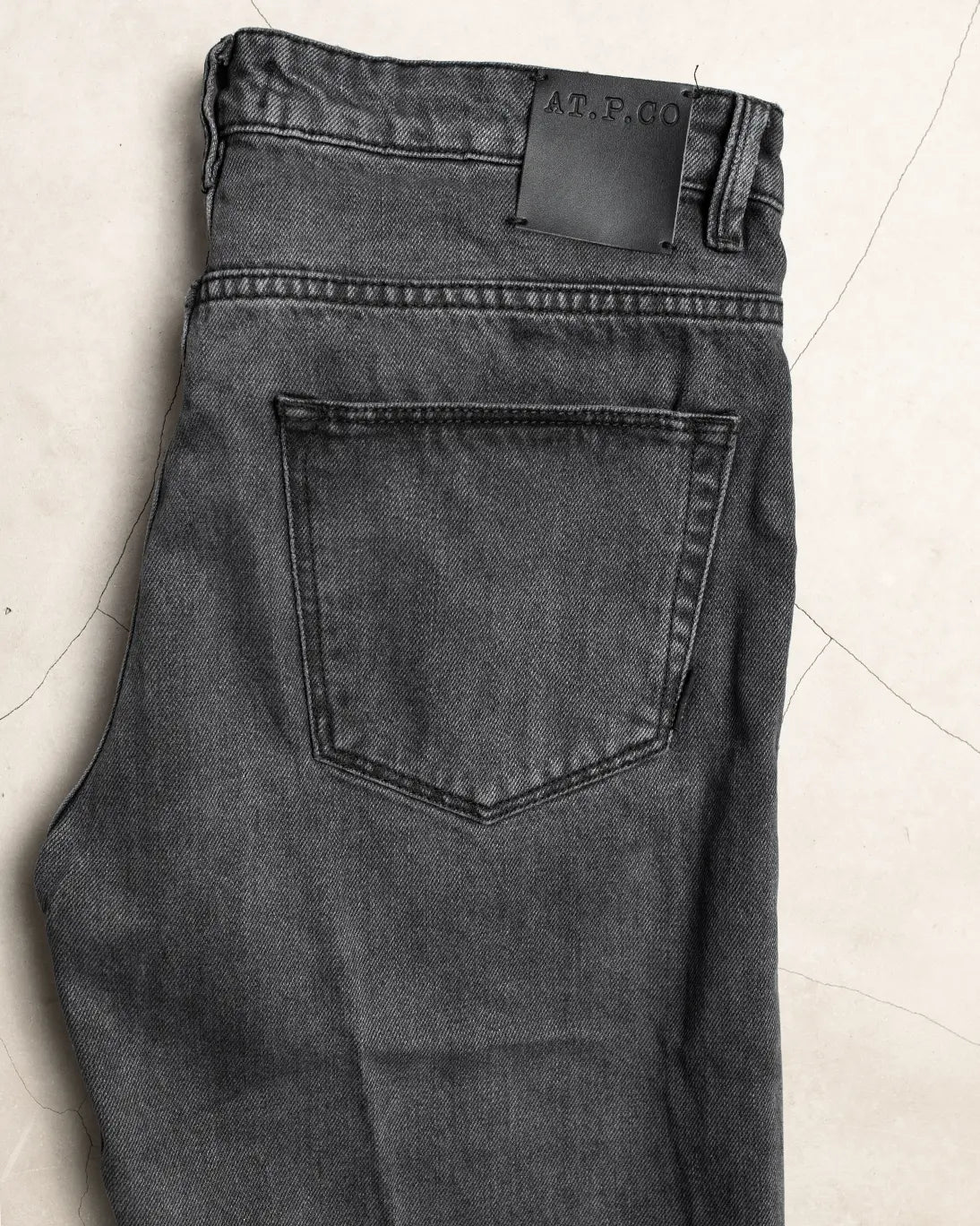 PANTALÓN VAQUERO 5 BOLSILLOS GRIS AT.P.CO