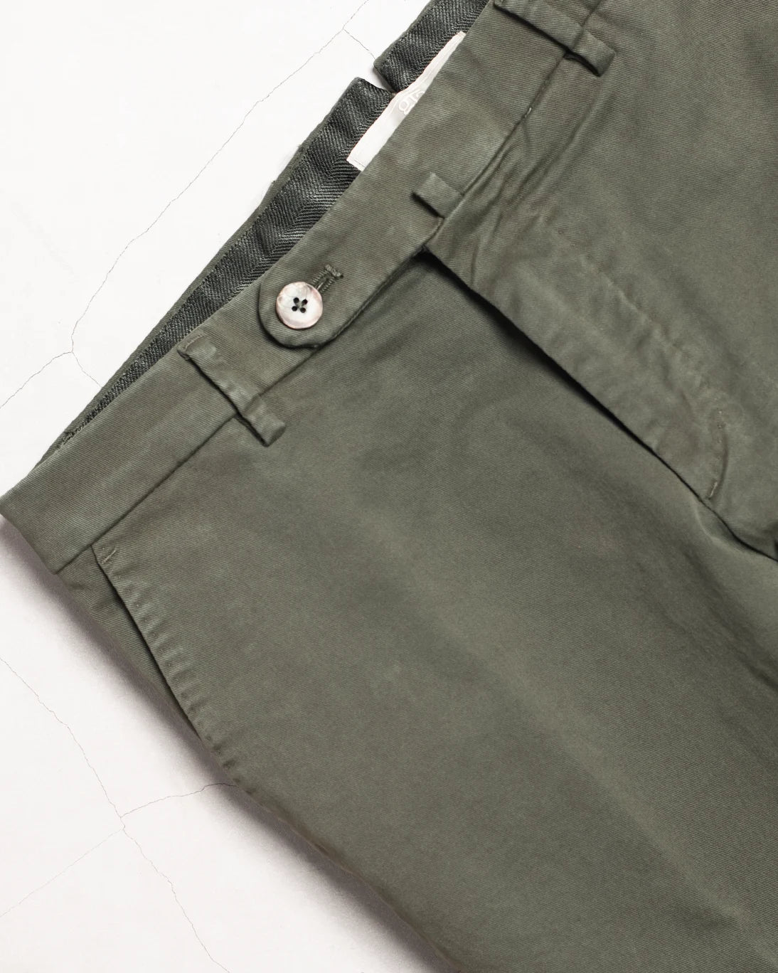PANTALÓN CHINO GTA FEDERICO SLIM BATAVIA VERDE