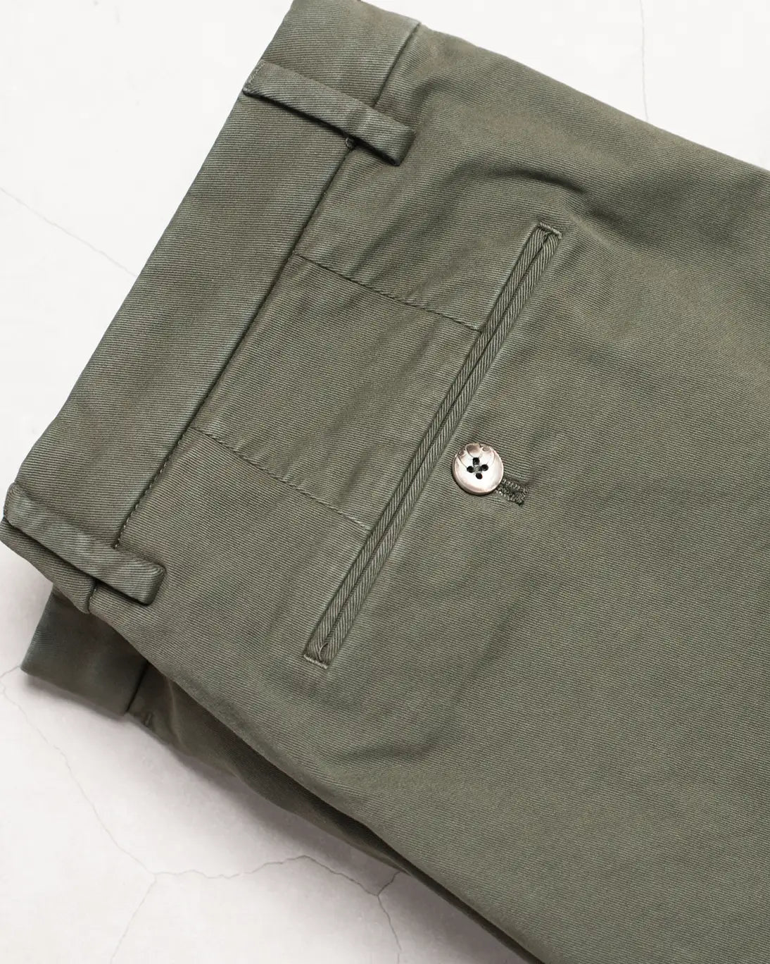 PANTALÓN CHINO GTA FEDERICO SLIM BATAVIA VERDE