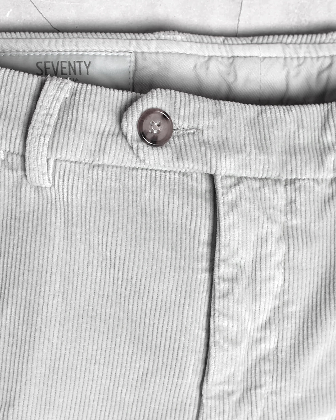 PANTALÓN CHINO DE PANA GRIS SEVENTY