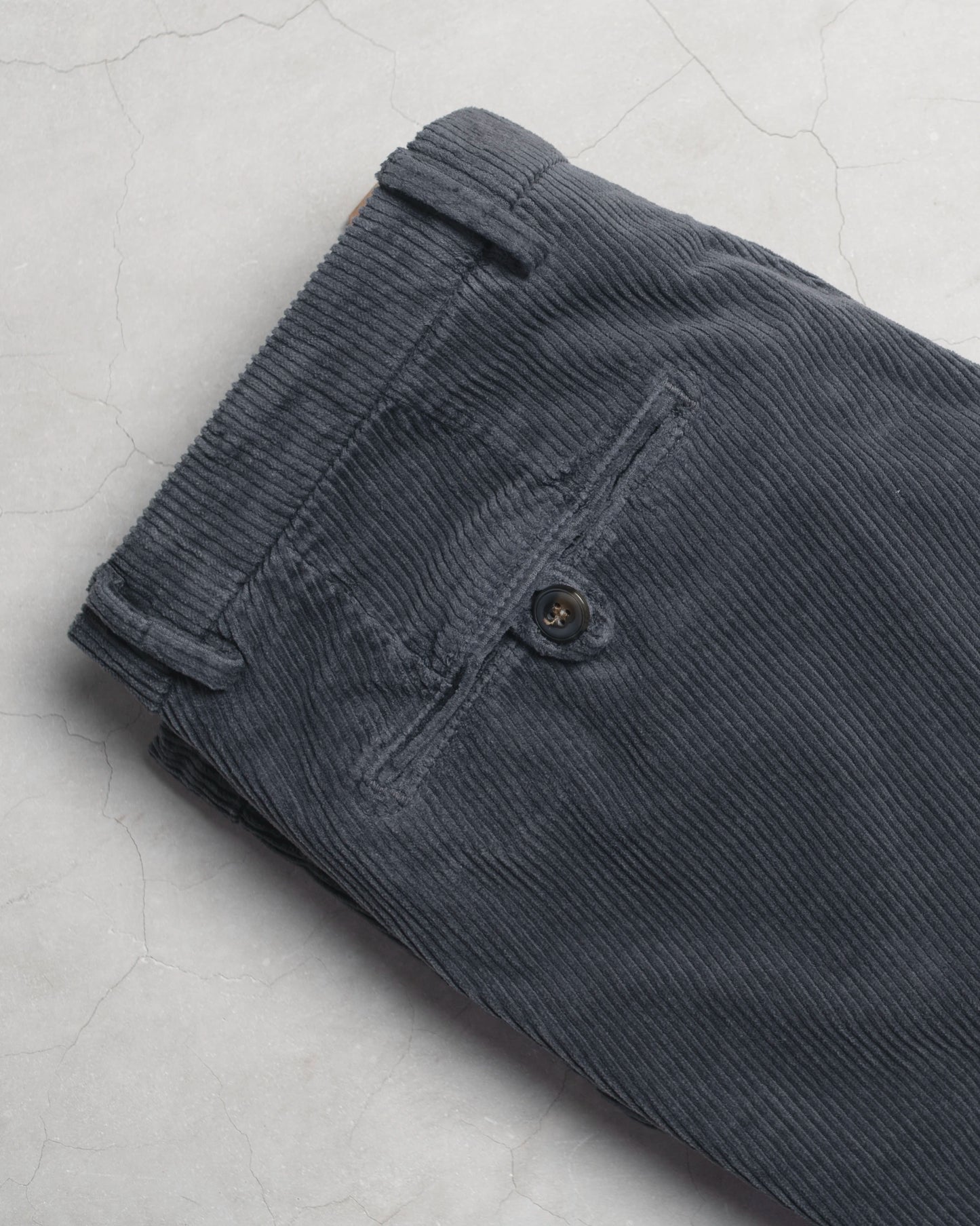 PANTALÓN CHINO DE PANA GRUESA GRIS TWAY