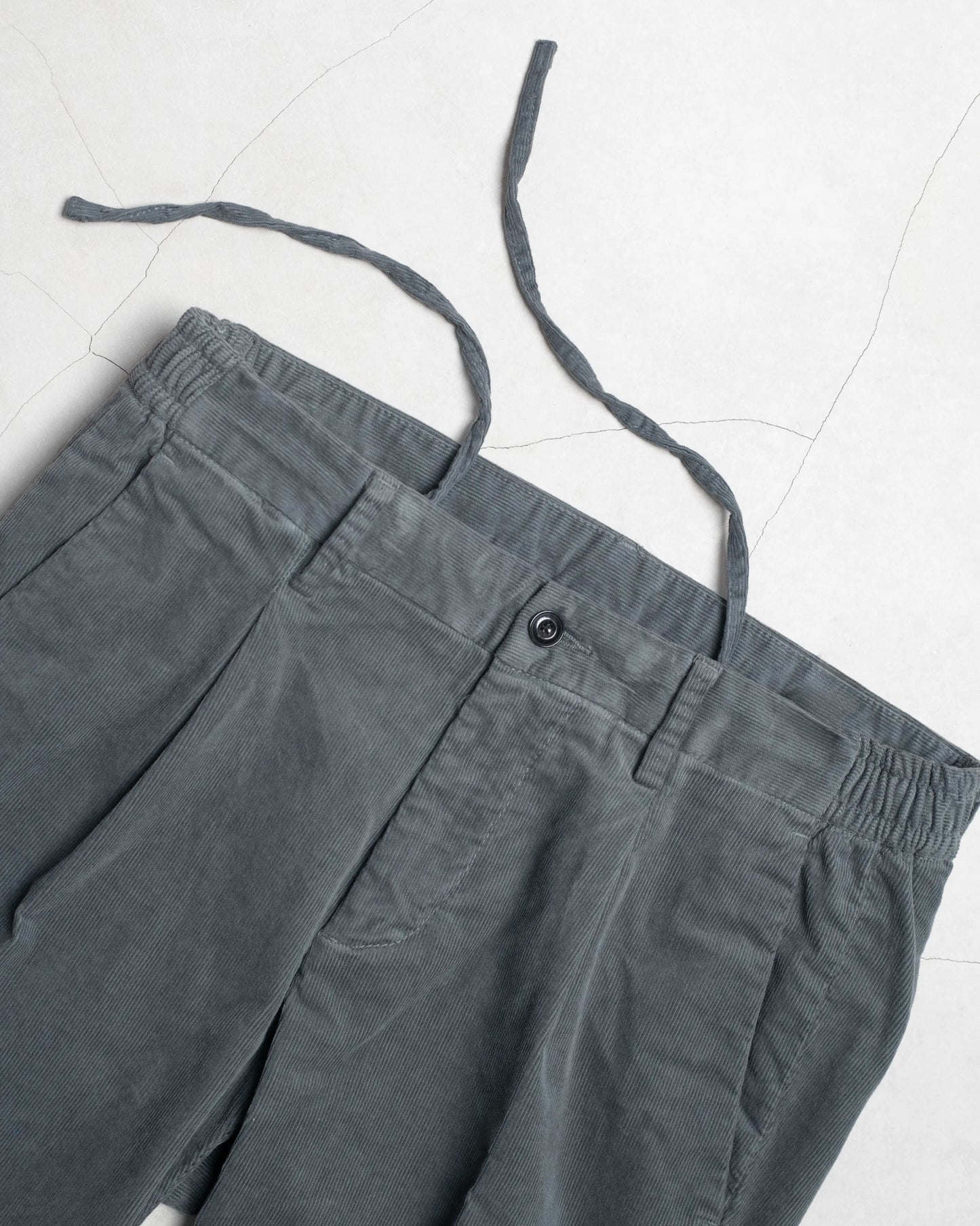 PANTALÓN CHINO DE PANA MARENGO AT.P.CO