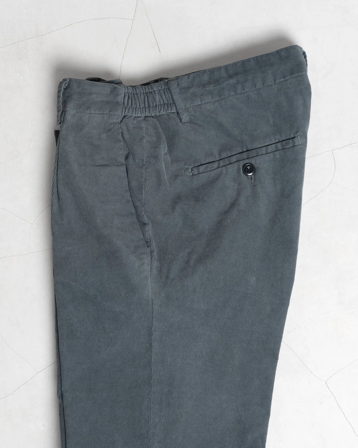 PANTALÓN CHINO DE PANA MARENGO AT.P.CO
