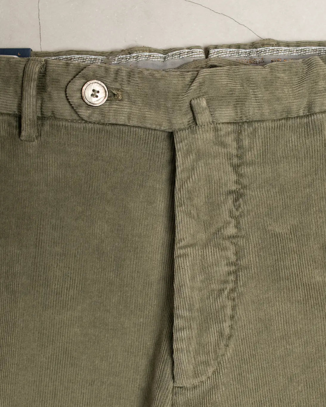 PANTALÓN CHINO DE PANA VERDE SANTANIELLO