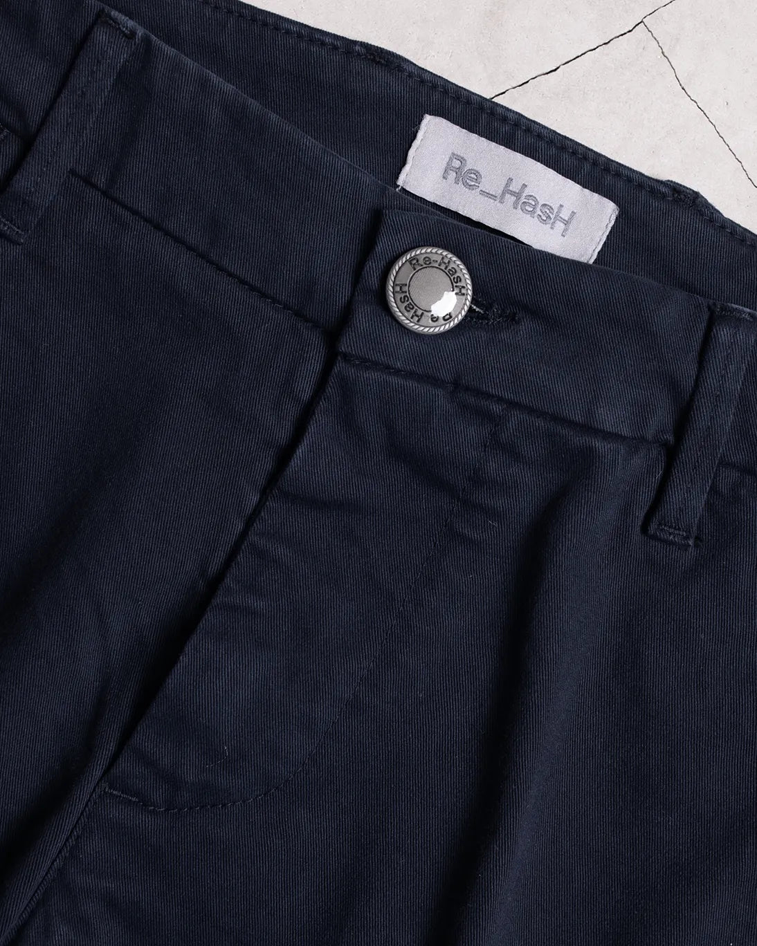 PANTALÓN CHINO RE-HASH NAVY