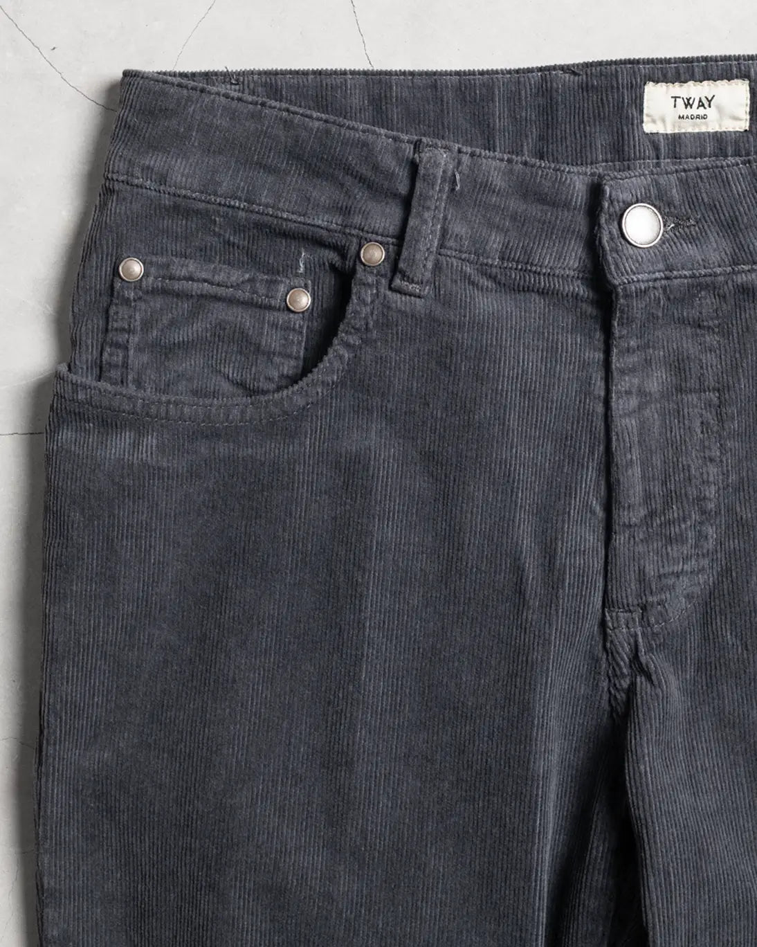 PANTALÓN 5 BOLSILLOS PANA GRIS TWAY