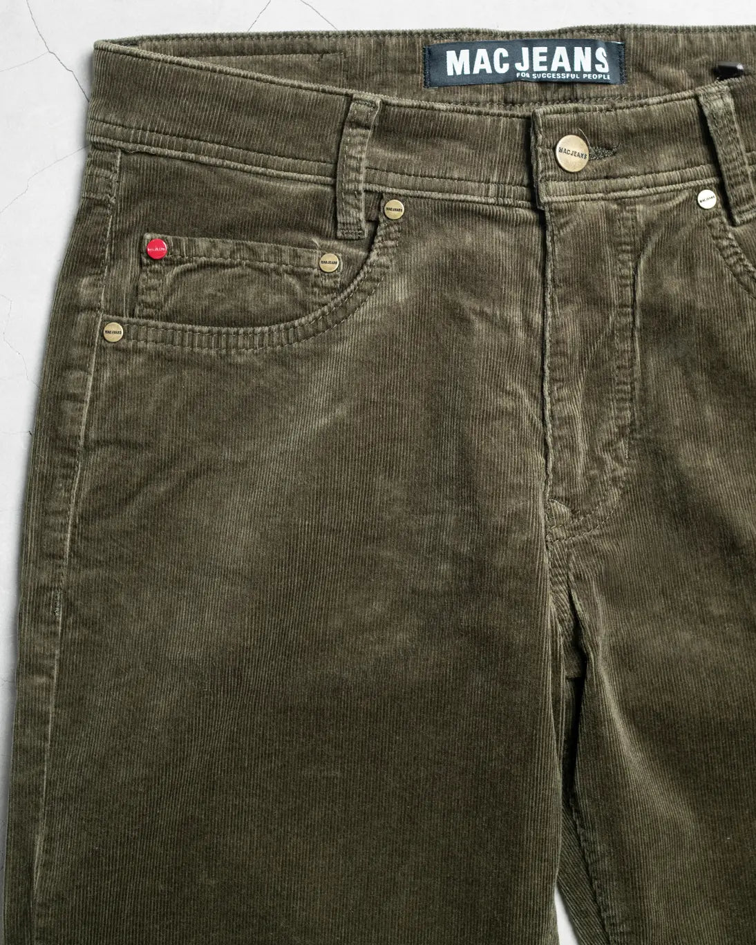 PANTALÓN 5 BOLSILLOS DE PANA VERDE MAC JEANS
