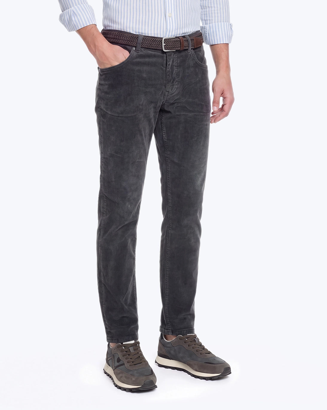 PANTALÓN 5 BOLSILLOS DE PANA ANTRACITA MAC JEANS