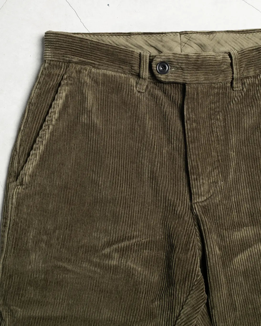 PANTALÓN CHINO HARTFORD PANA VERDE