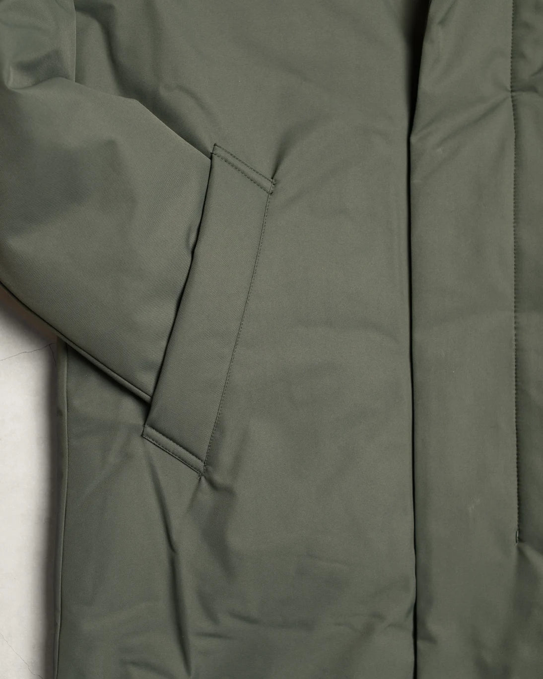 PARKA CON CAPUCHA VERDE BOMBOOGIE